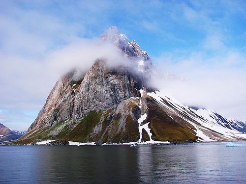 CRUCEROS MAGDALENEFJORD MAGDALENEFJORDEN SVALBARD SPITSBERGEN NORUEGA GLACIARES NORUEGA CRUCEROS EXPLORACION NORTE DE EUROPA CRUCEROS EXPLORACION FIORDOS NORUEGOS KONGFJORD SVALBARD
